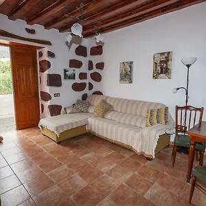 La Casa Baja Santa Lucía